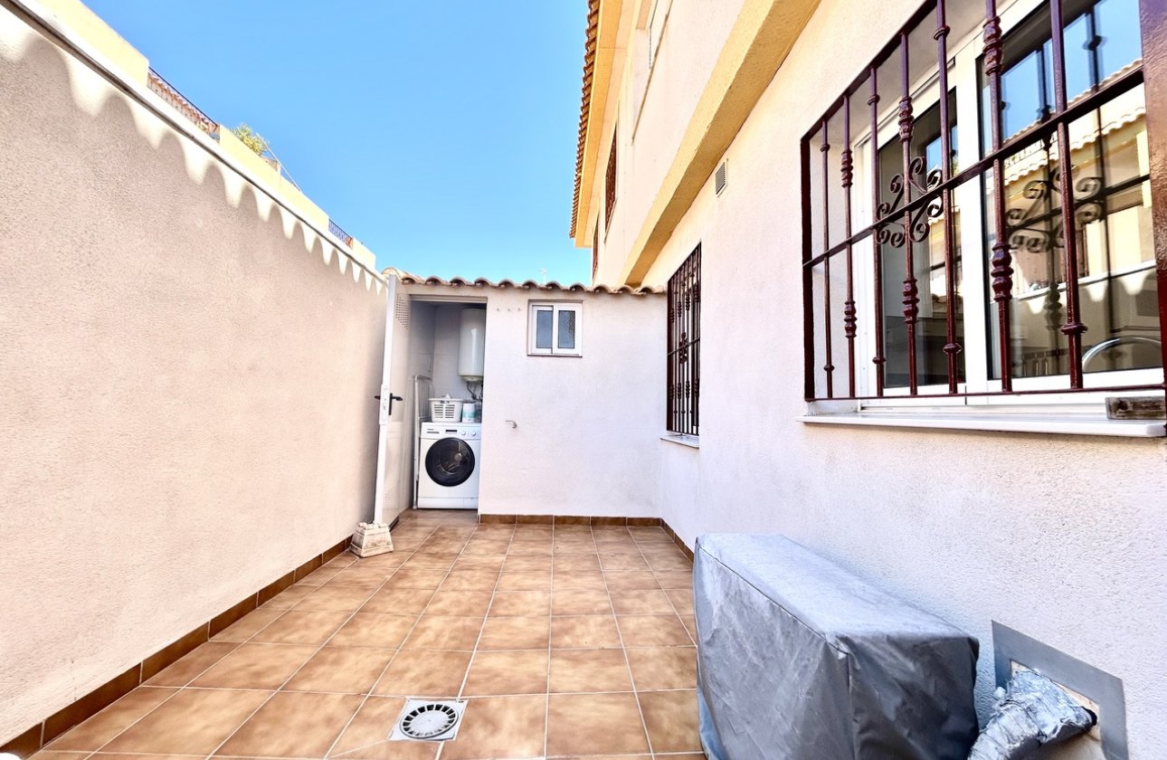 Herverkoop - Appartement -
La Zenia - Costa Blanca
