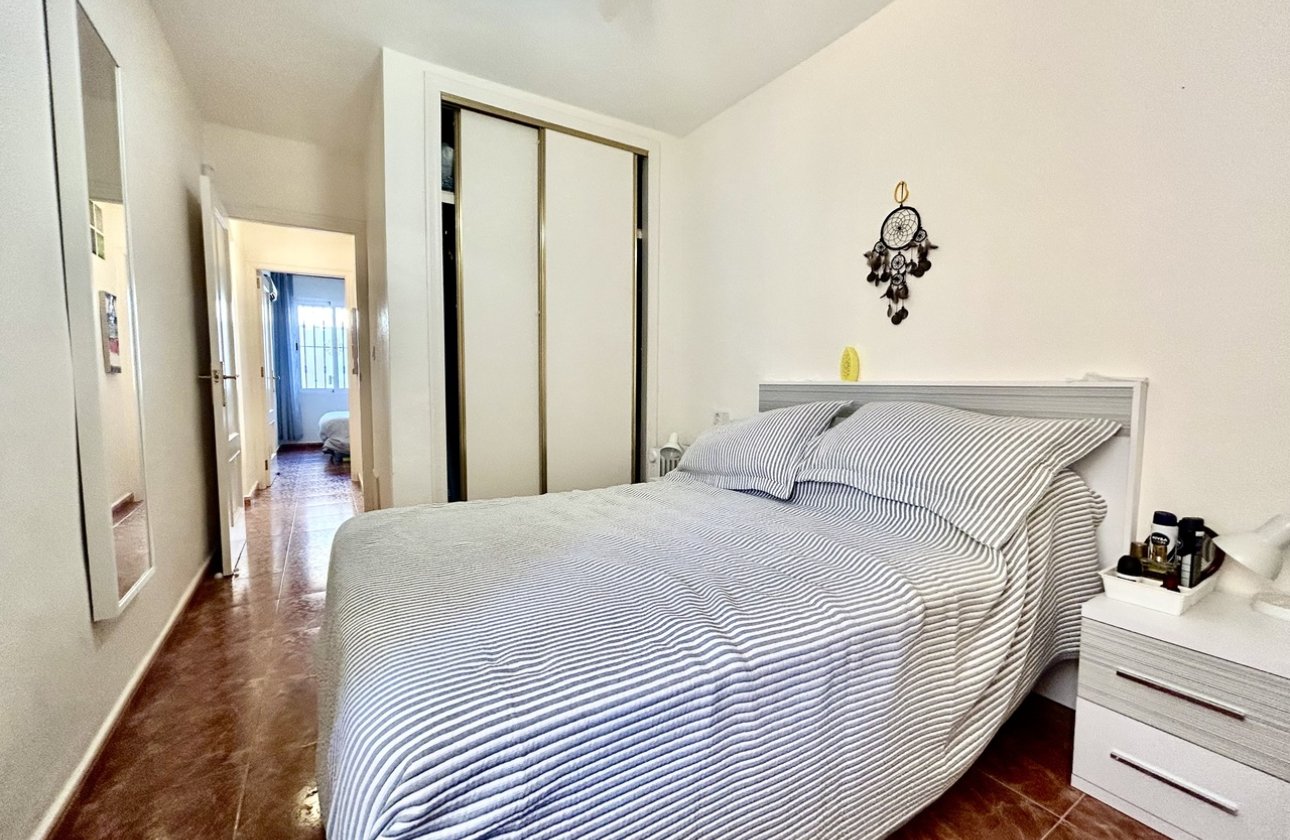 Herverkoop - Appartement -
La Zenia - Costa Blanca
