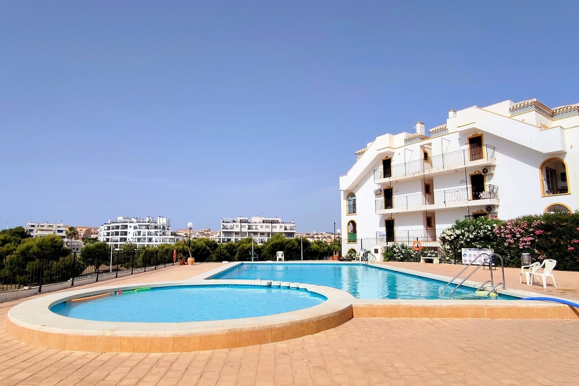 Herverkoop - Appartement -
La Zenia - Costa Blanca