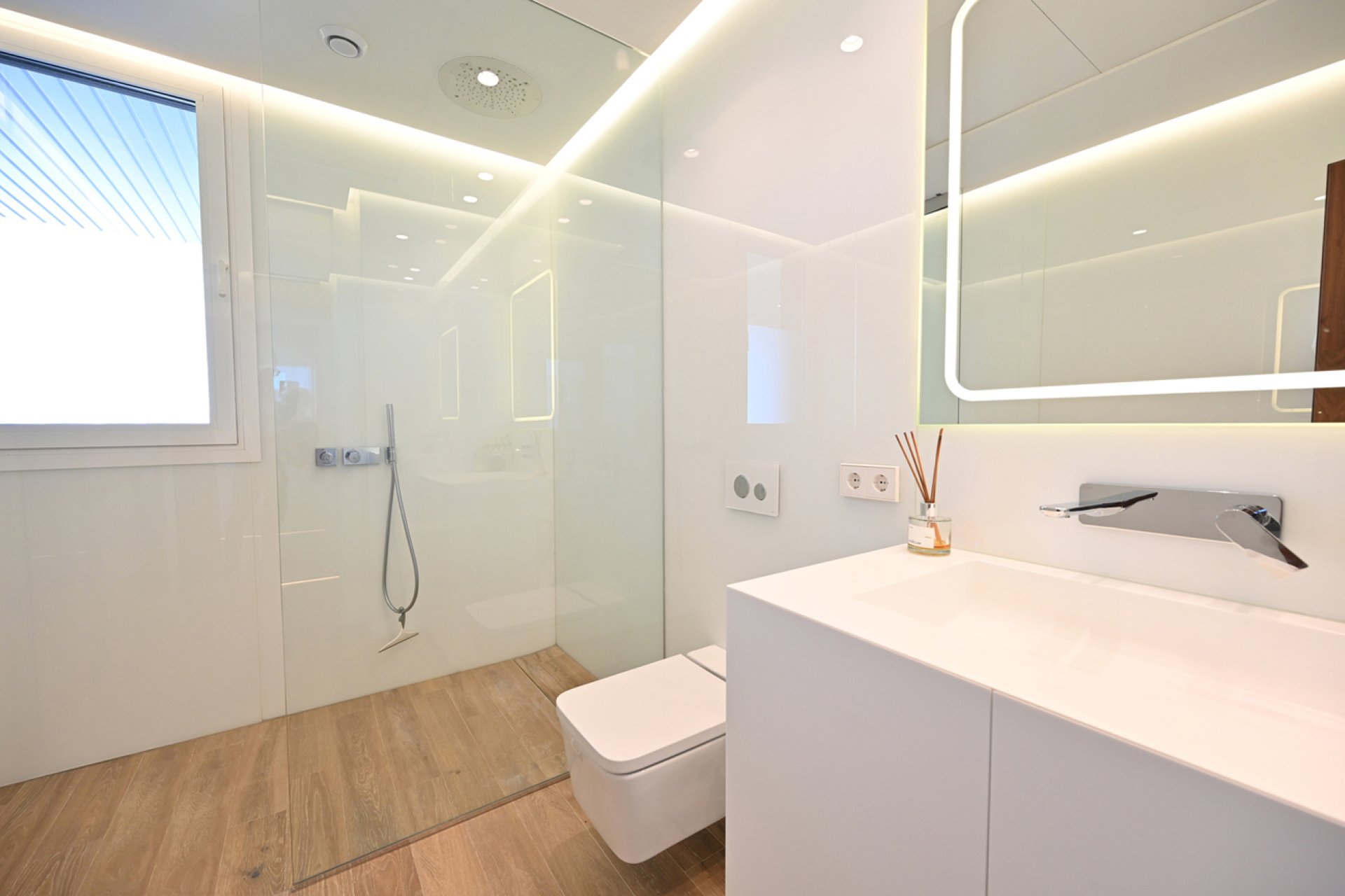 Herverkoop - Appartement -
Las Colinas Golf - Costa Blanca