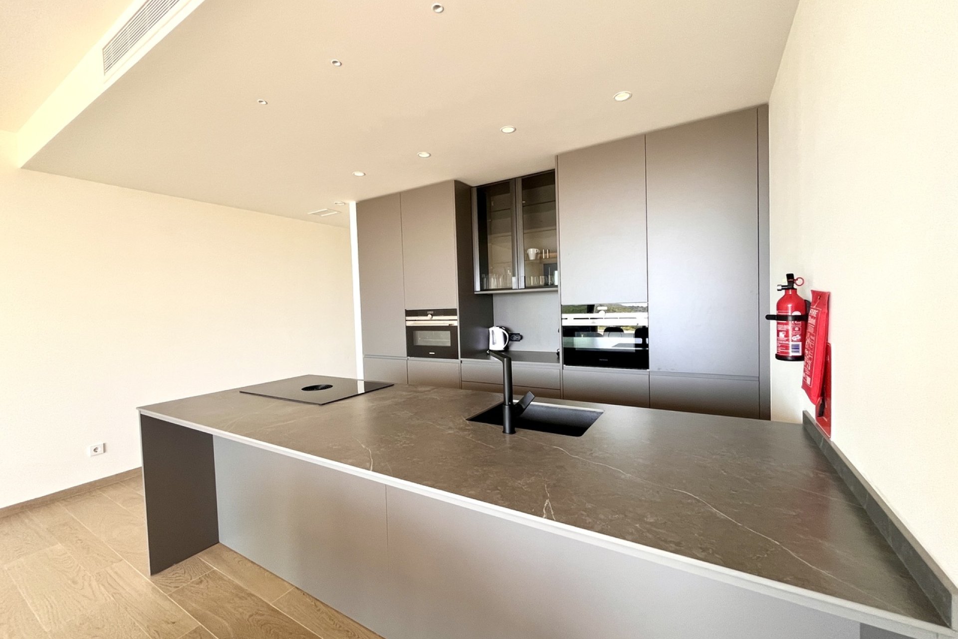 Herverkoop - Appartement -
Las Colinas Golf - Costa Blanca