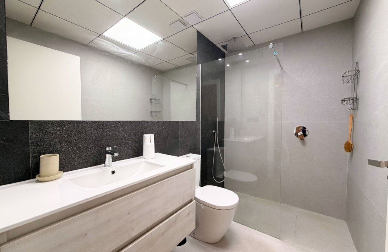 Herverkoop - Appartement -
Lo Crispin - Inland