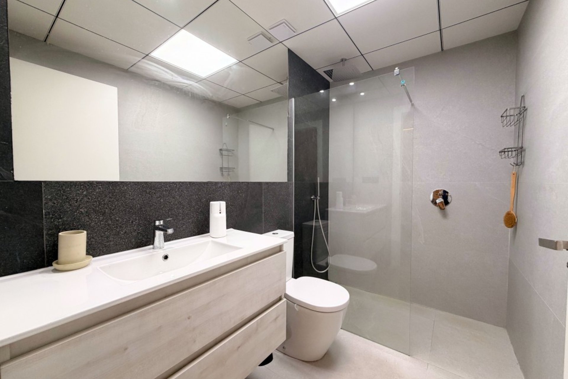 Herverkoop - Appartement -
Lo Crispin - Inland