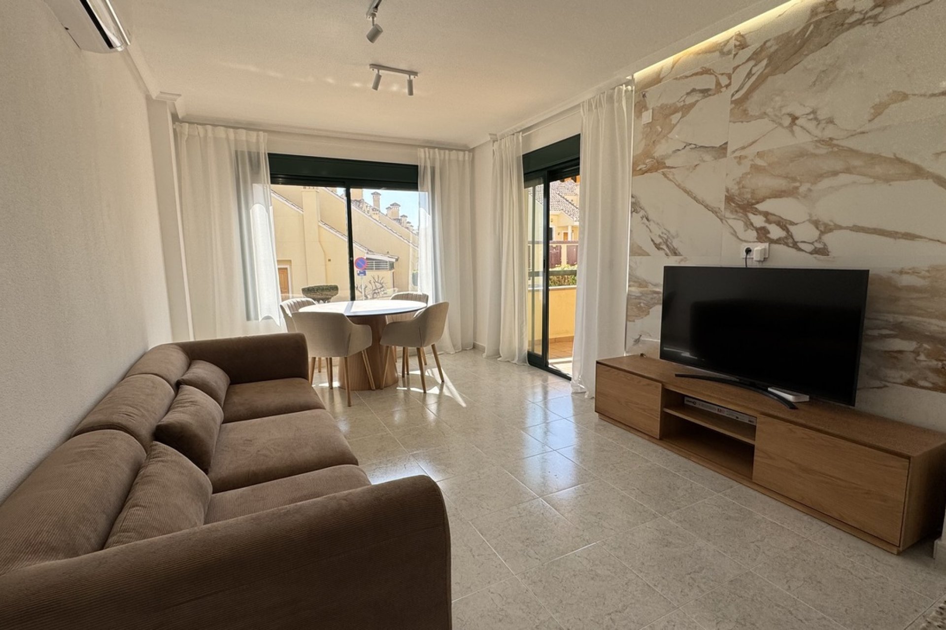 Herverkoop - Appartement -
Lomas De Campoamor - Costa Blanca