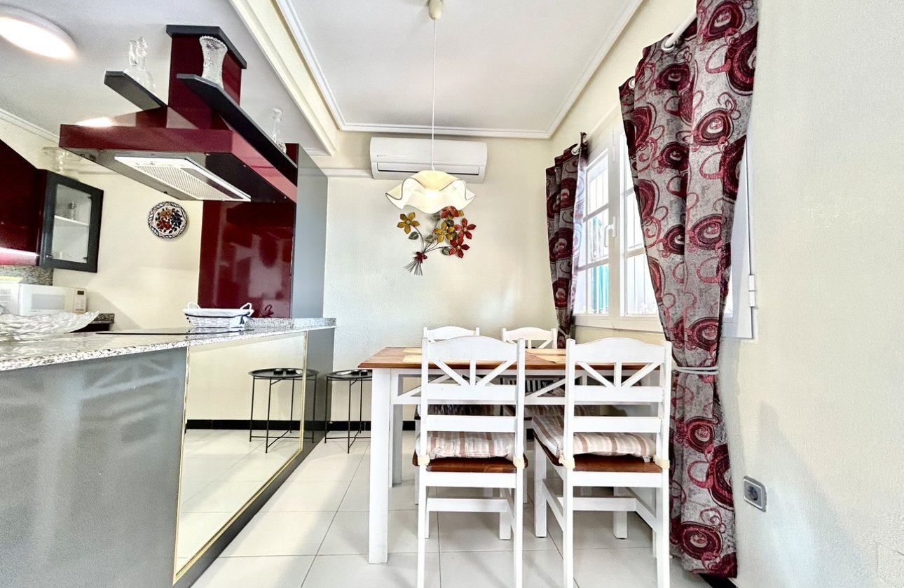 Herverkoop - Appartement -
Los Altos - Costa Blanca