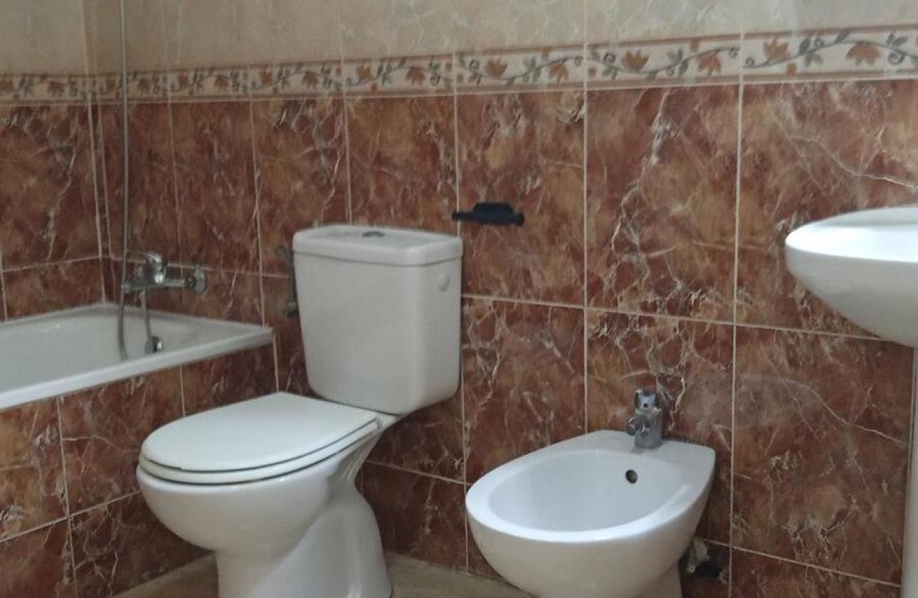 Herverkoop - Appartement -
Los Montesinos - PUEBLO CENTRO
