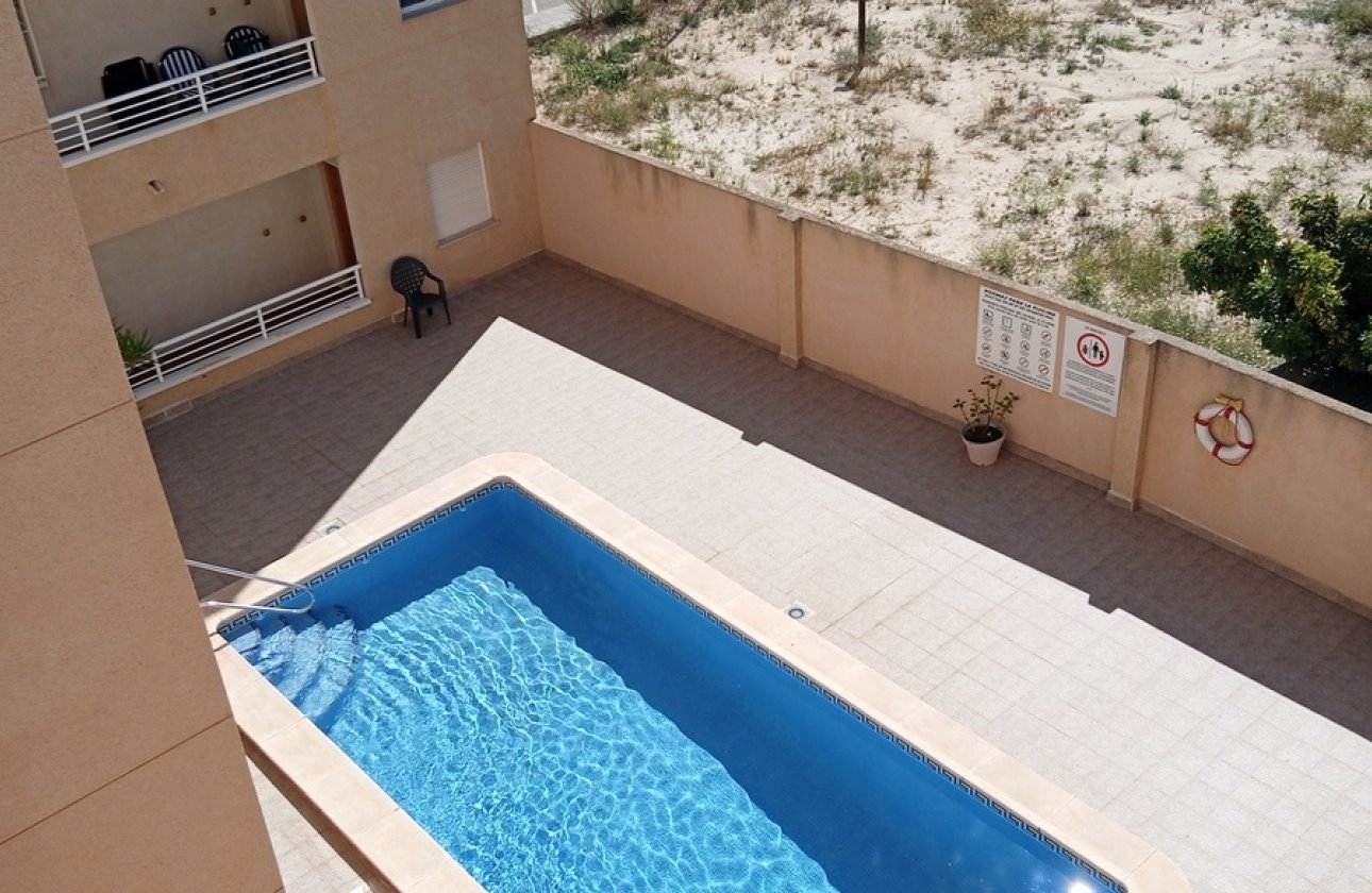Herverkoop - Appartement -
Los Montesinos - PUEBLO CENTRO