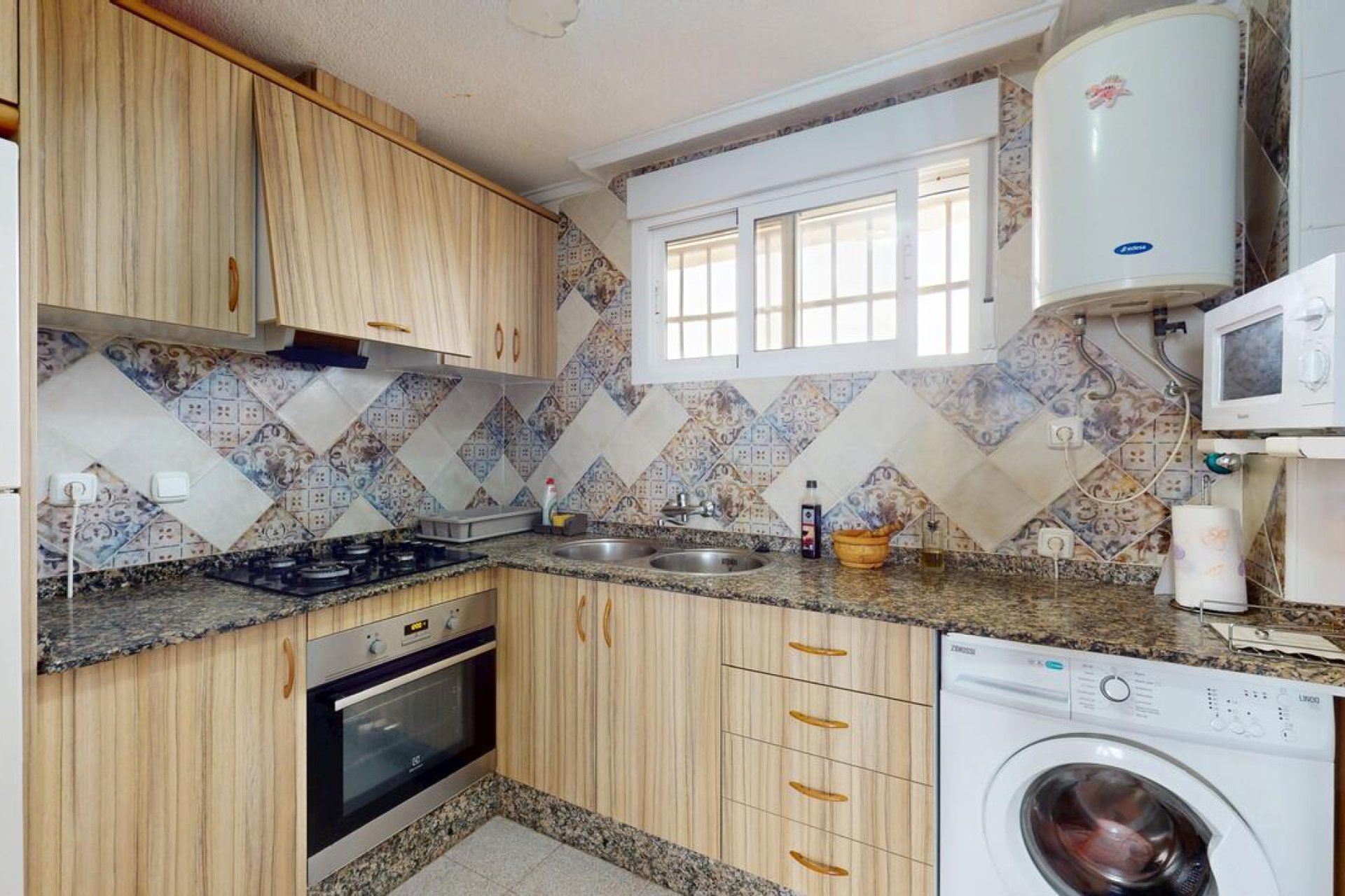 Herverkoop - Appartement -
Mil Palmeras - Costa Blanca