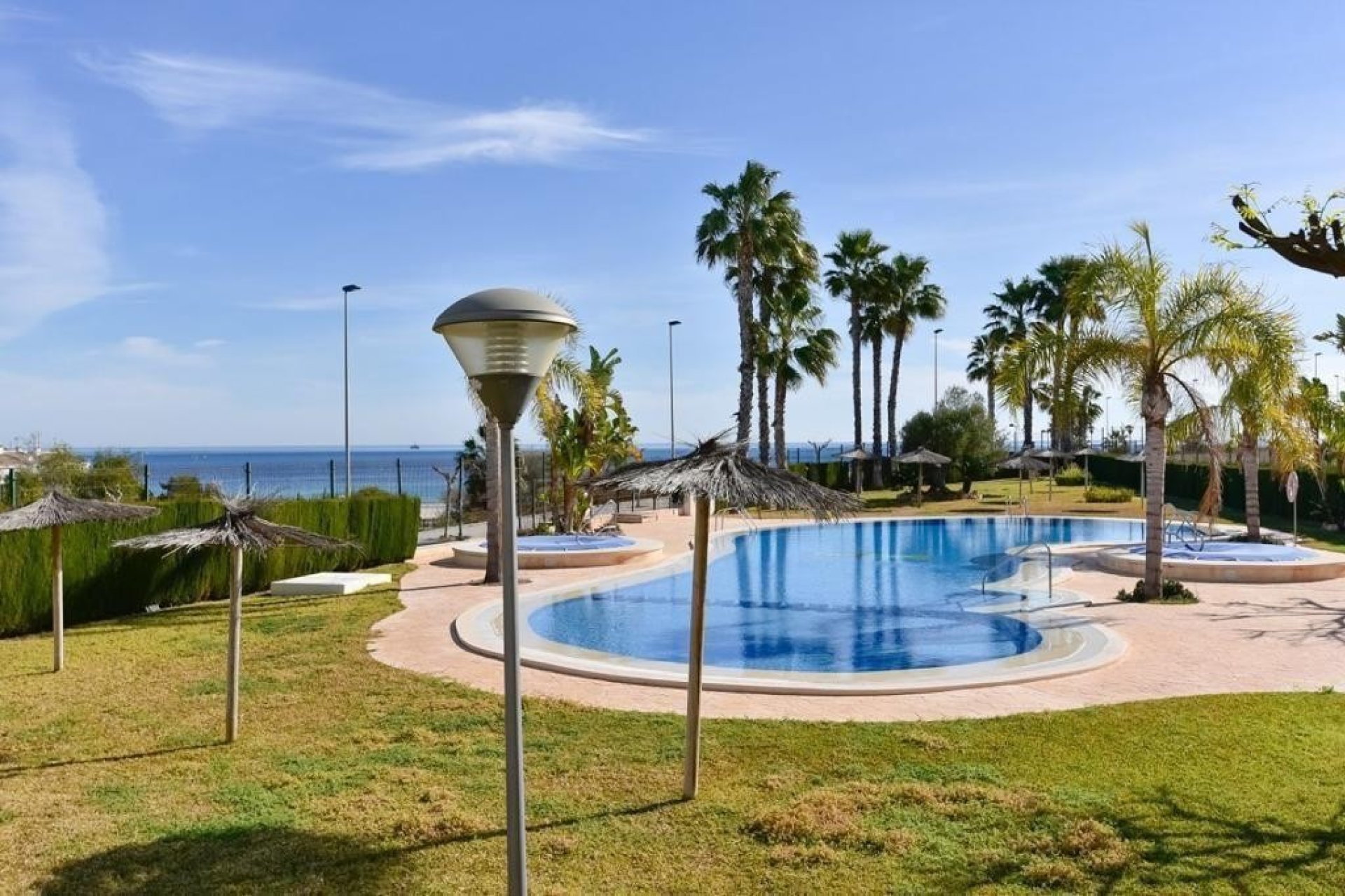 Herverkoop - Appartement -
Mil Palmeras - Costa Blanca