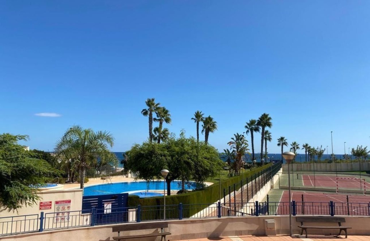 Herverkoop - Appartement -
Mil Palmeras - Costa Blanca