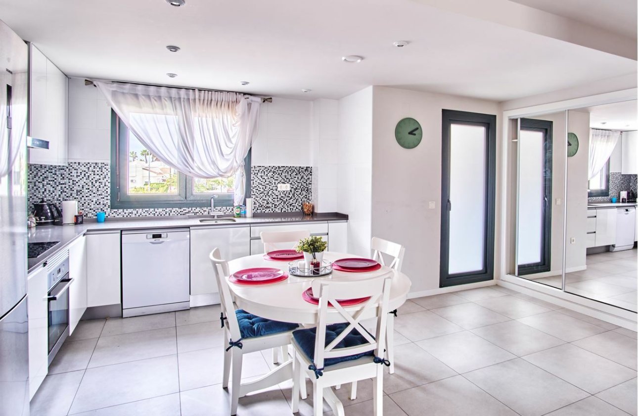 Herverkoop - Appartement -
Mil Palmeras - Costa Blanca