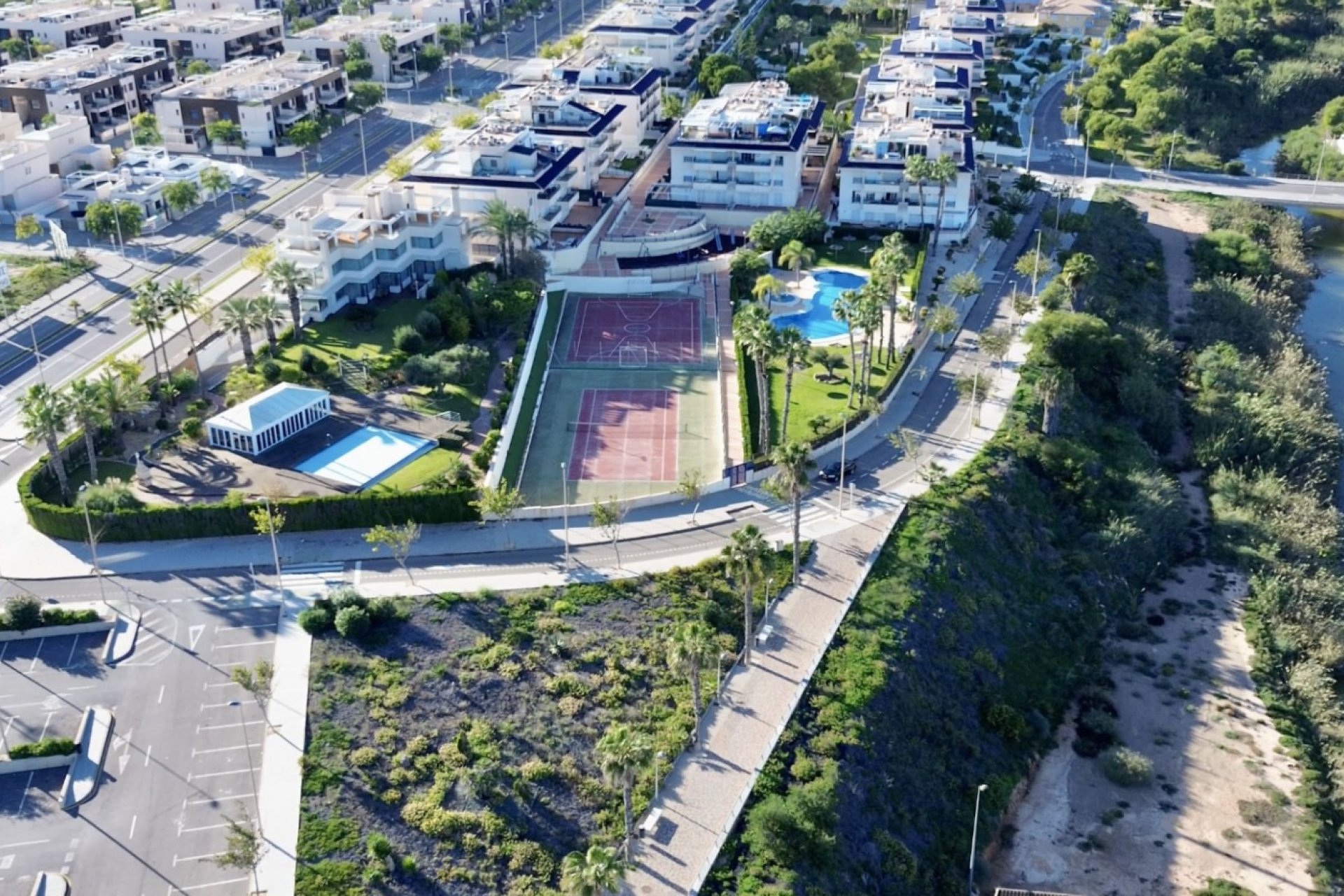 Herverkoop - Appartement -
Mil Palmeras - Costa Blanca