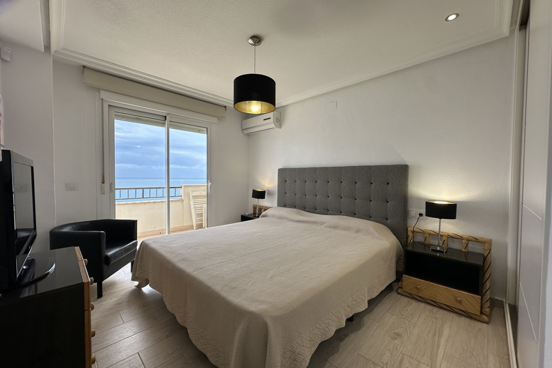 Herverkoop - Appartement -
Mil Palmeras - Costa Blanca