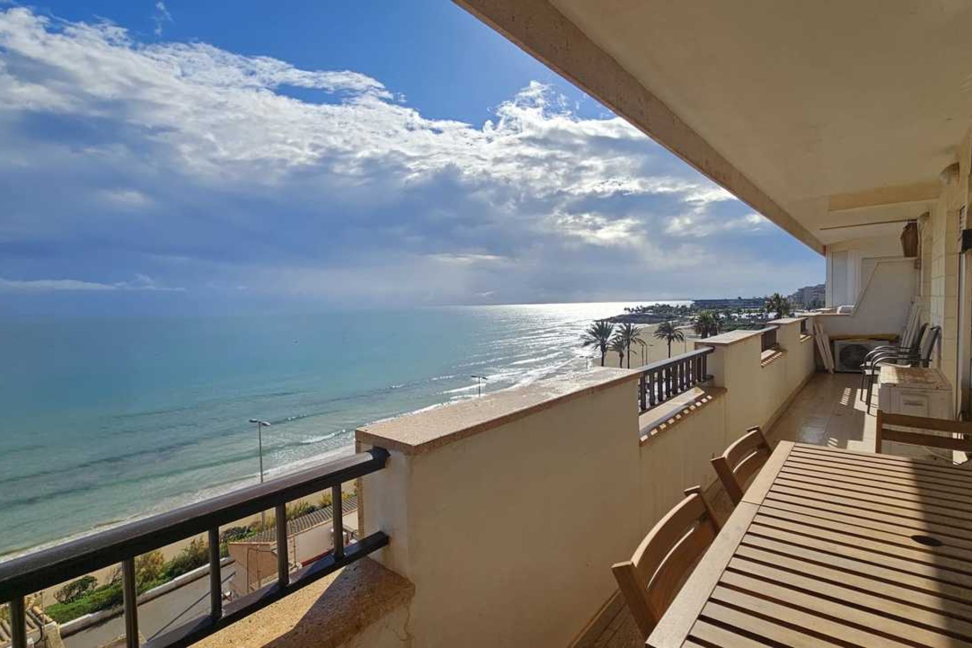 Herverkoop - Appartement -
Mil Palmeras - Costa Blanca