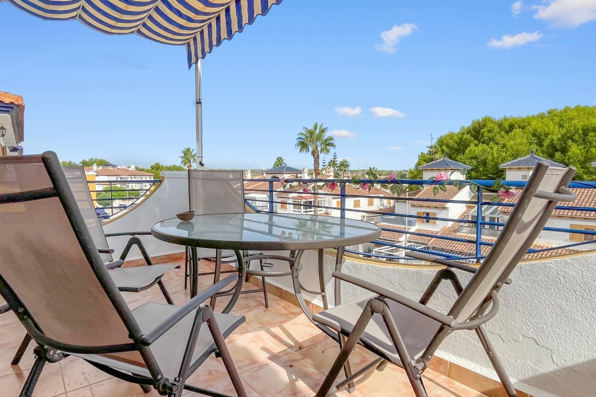Herverkoop - Appartement -
Mil Palmeras - Costa Blanca