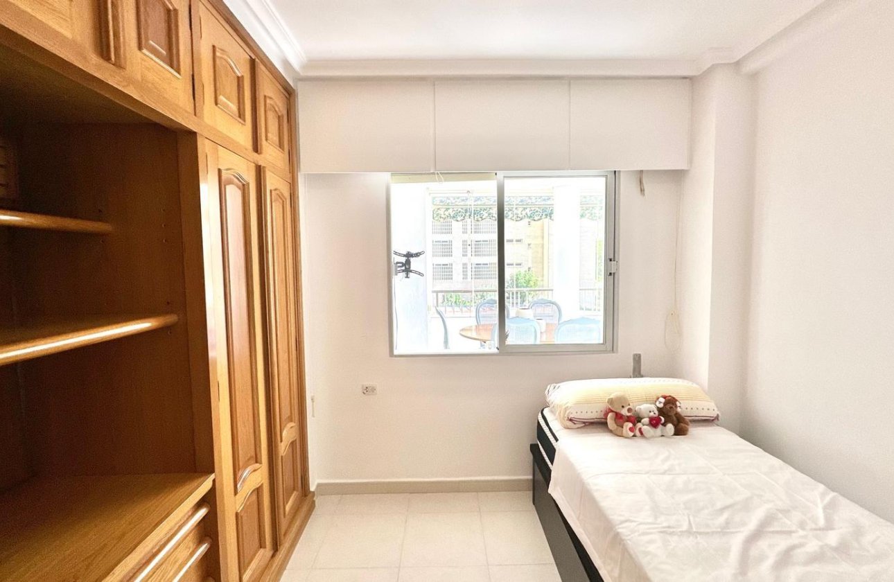 Herverkoop - Appartement -
Orihuela Costa - Campoamor