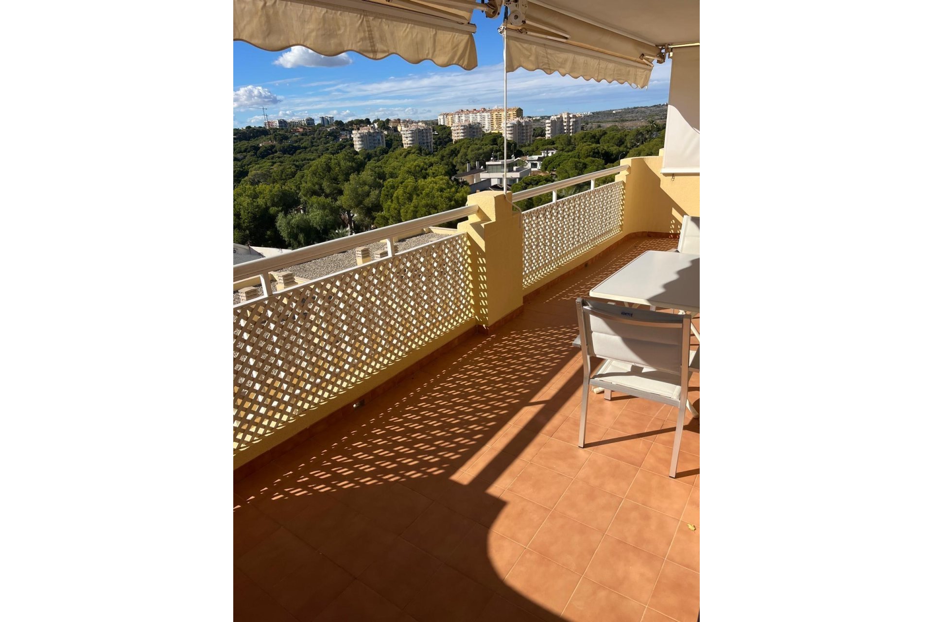 Herverkoop - Appartement -
Orihuela Costa - Campoamor