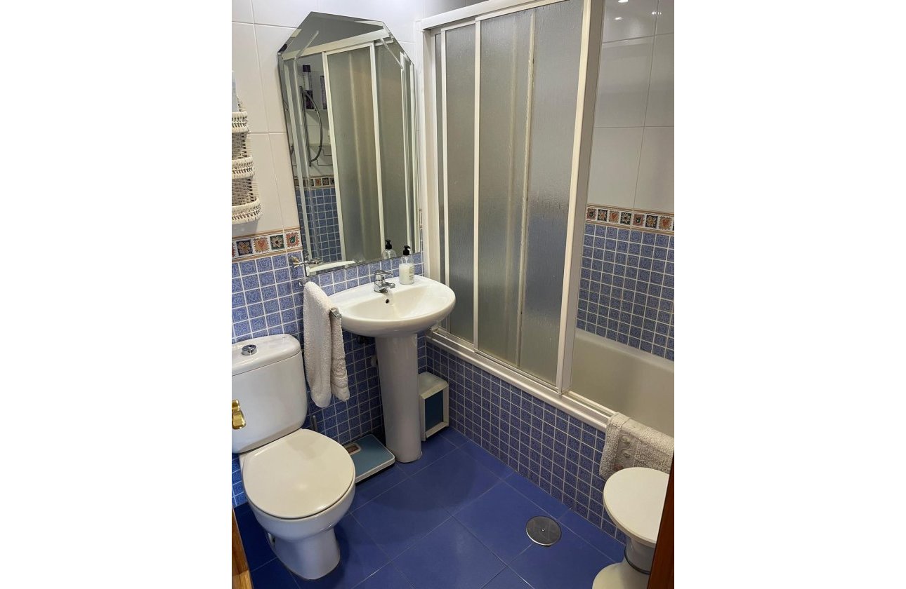 Herverkoop - Appartement -
Orihuela Costa - Campoamor