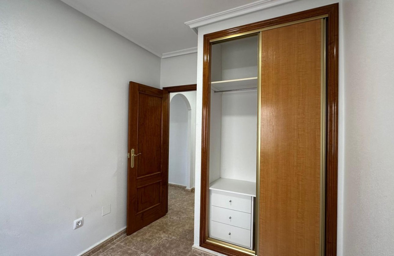 Herverkoop - Appartement -
Orihuela Costa - Campoamor