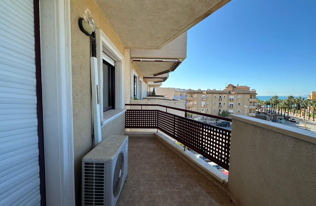 Herverkoop - Appartement -
Orihuela Costa - Campoamor