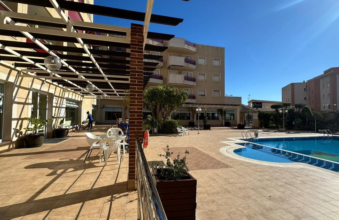 Herverkoop - Appartement -
Orihuela Costa - Campoamor
