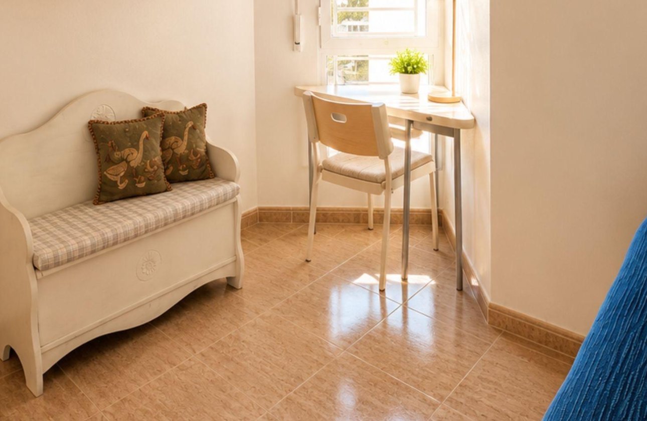 Herverkoop - Appartement -
Orihuela Costa - Campoamor