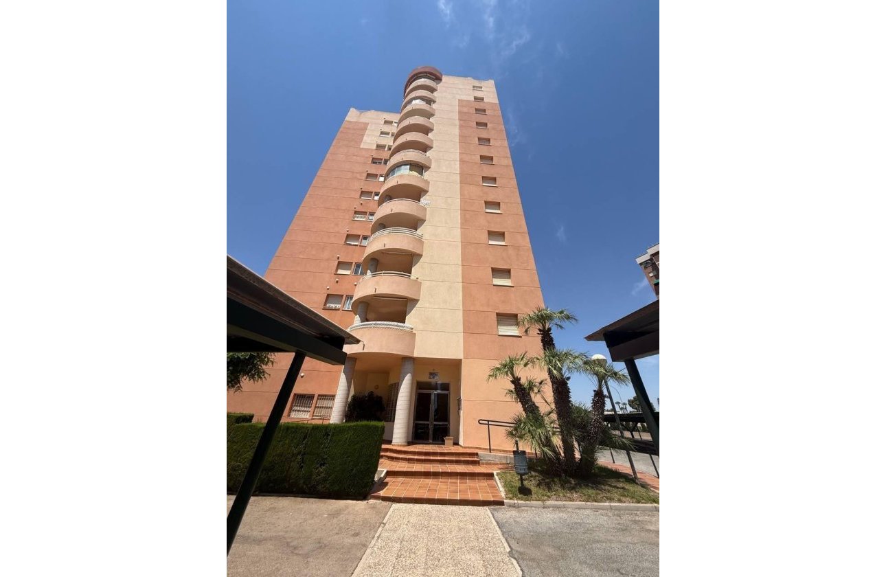 Herverkoop - Appartement -
Orihuela Costa - Campoamor