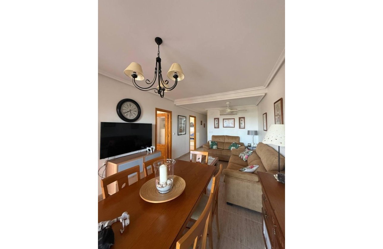 Herverkoop - Appartement -
Orihuela Costa - Campoamor