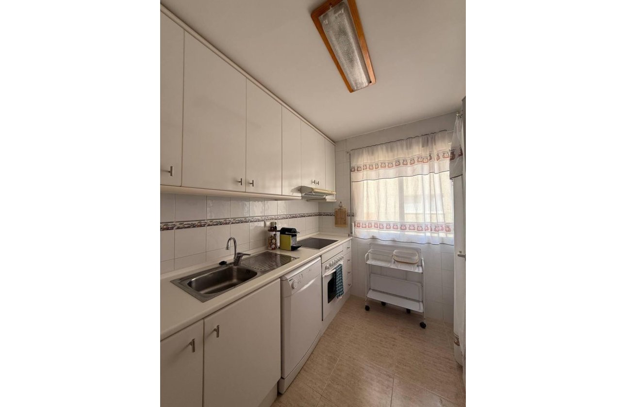 Herverkoop - Appartement -
Orihuela Costa - Campoamor