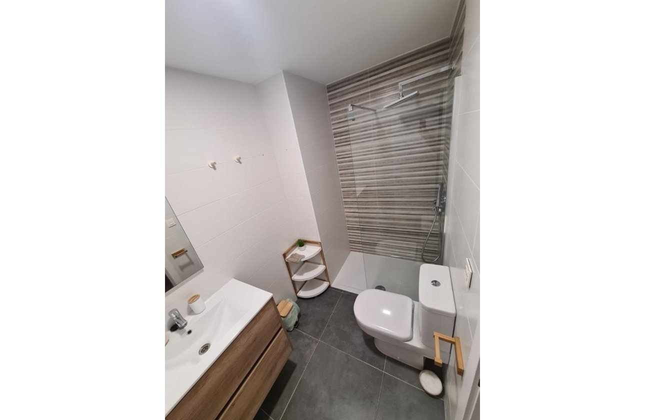 Herverkoop - Appartement -
Orihuela Costa - Campoamor