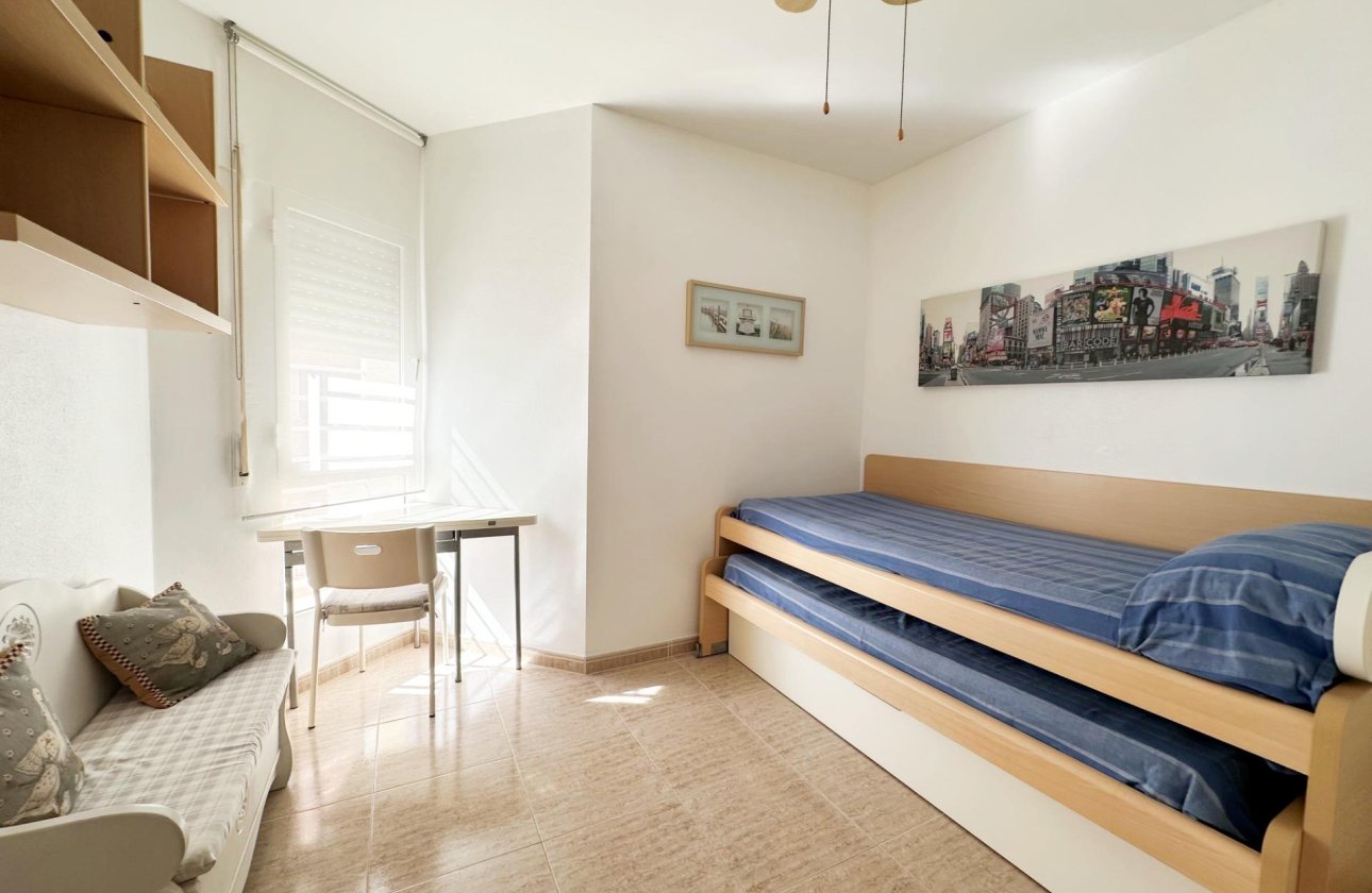 Herverkoop - Appartement -
Orihuela Costa - Campoamor