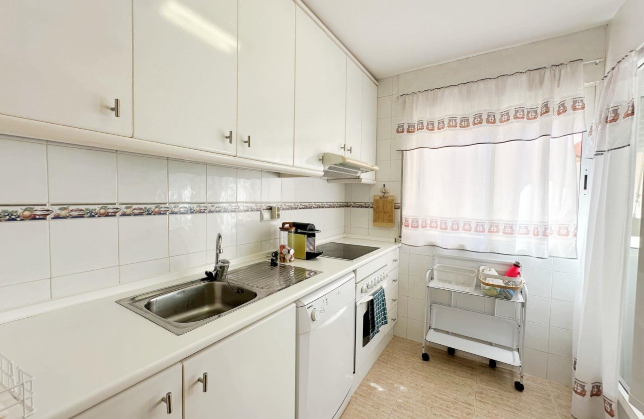 Herverkoop - Appartement -
Orihuela Costa - Campoamor