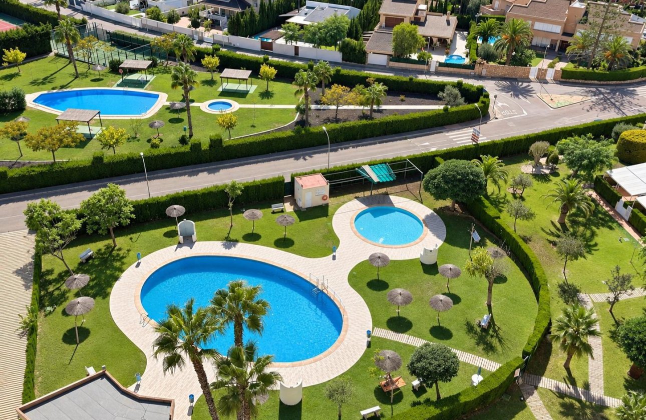 Herverkoop - Appartement -
Orihuela Costa - Campoamor