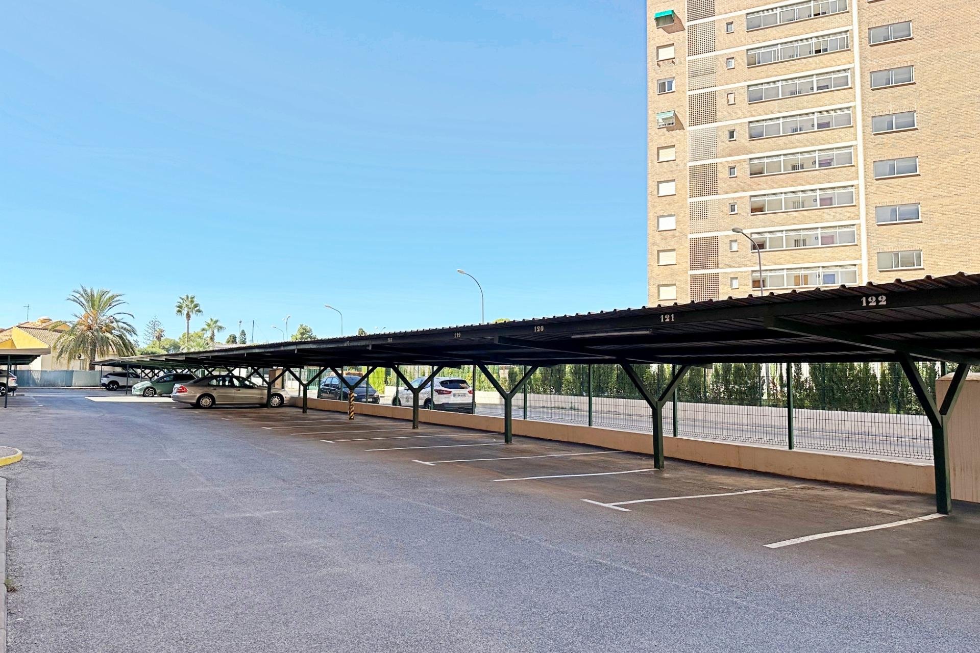 Herverkoop - Appartement -
Orihuela Costa - Campoamor