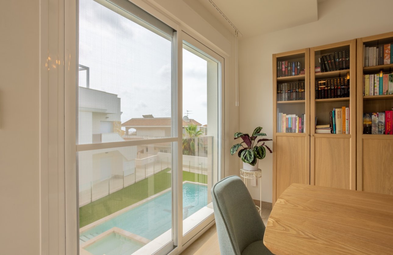 Herverkoop - Appartement -
Orihuela Costa - Costa Blanca