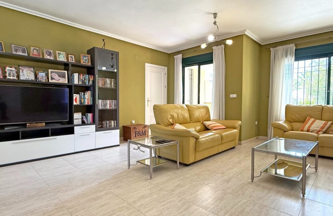 Herverkoop - Appartement -
Orihuela Costa - Costa Blanca