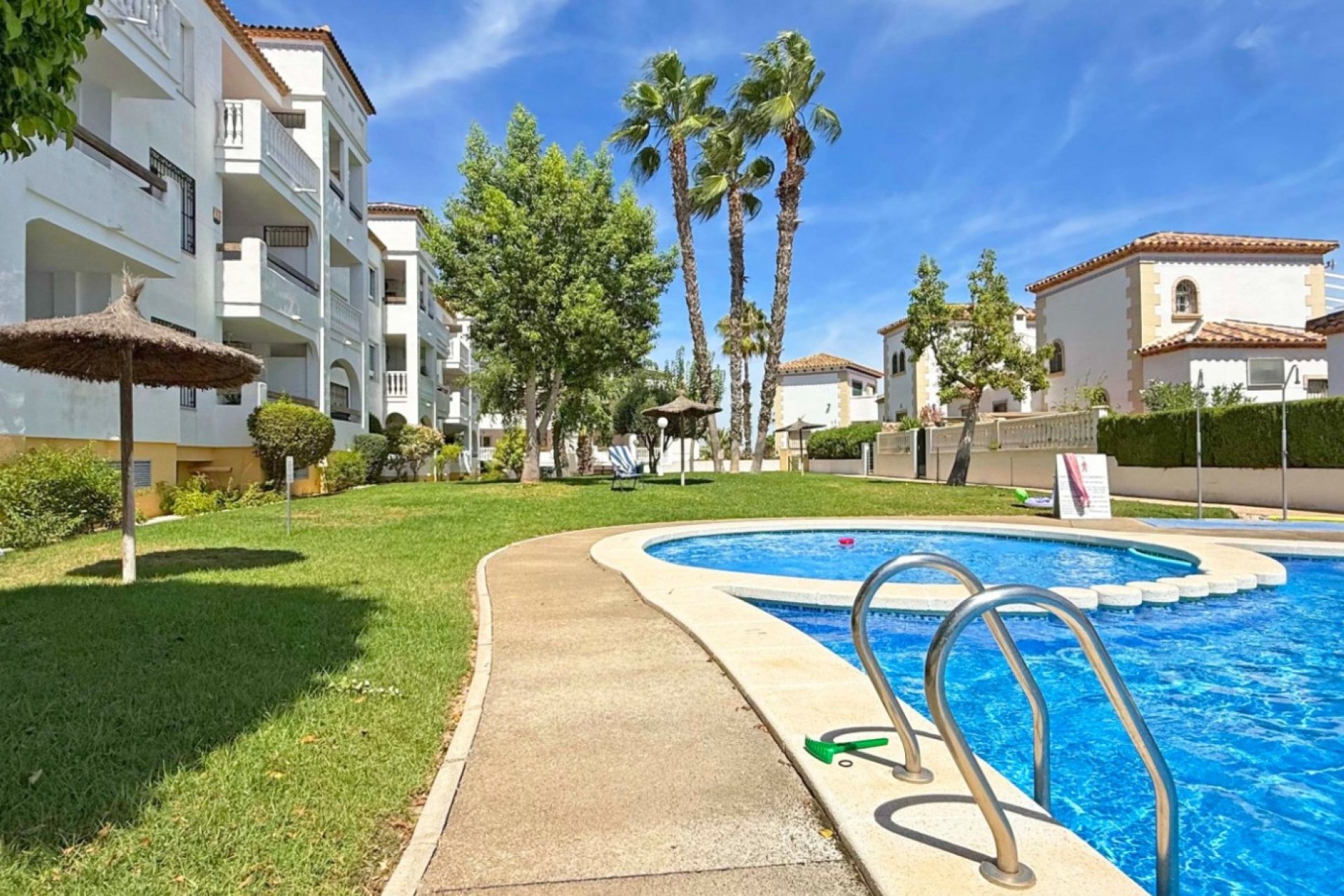 Herverkoop - Appartement -
Orihuela Costa - Costa Blanca