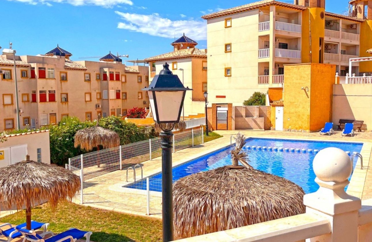 Herverkoop - Appartement -
Orihuela Costa - Costa Blanca