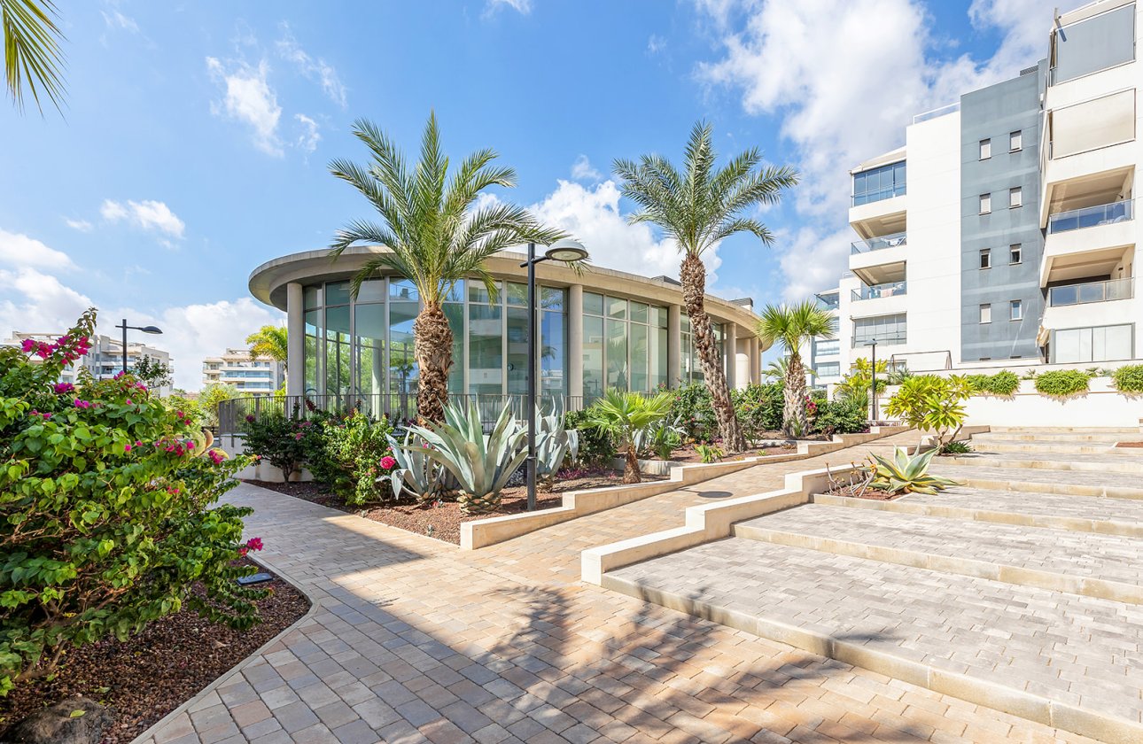 Herverkoop - Appartement -
Orihuela Costa - Costa Blanca