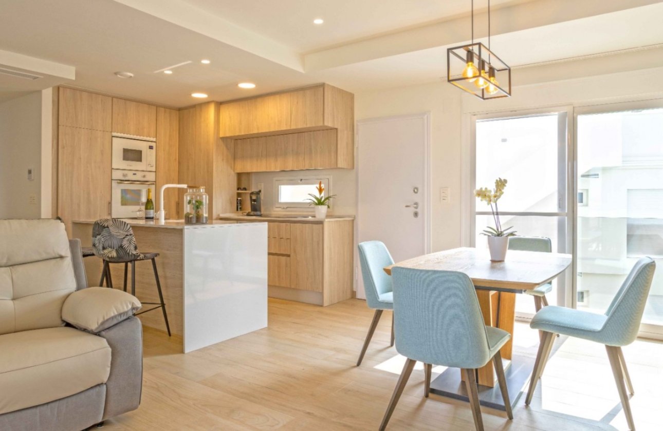 Herverkoop - Appartement -
Orihuela Costa - Costa Blanca