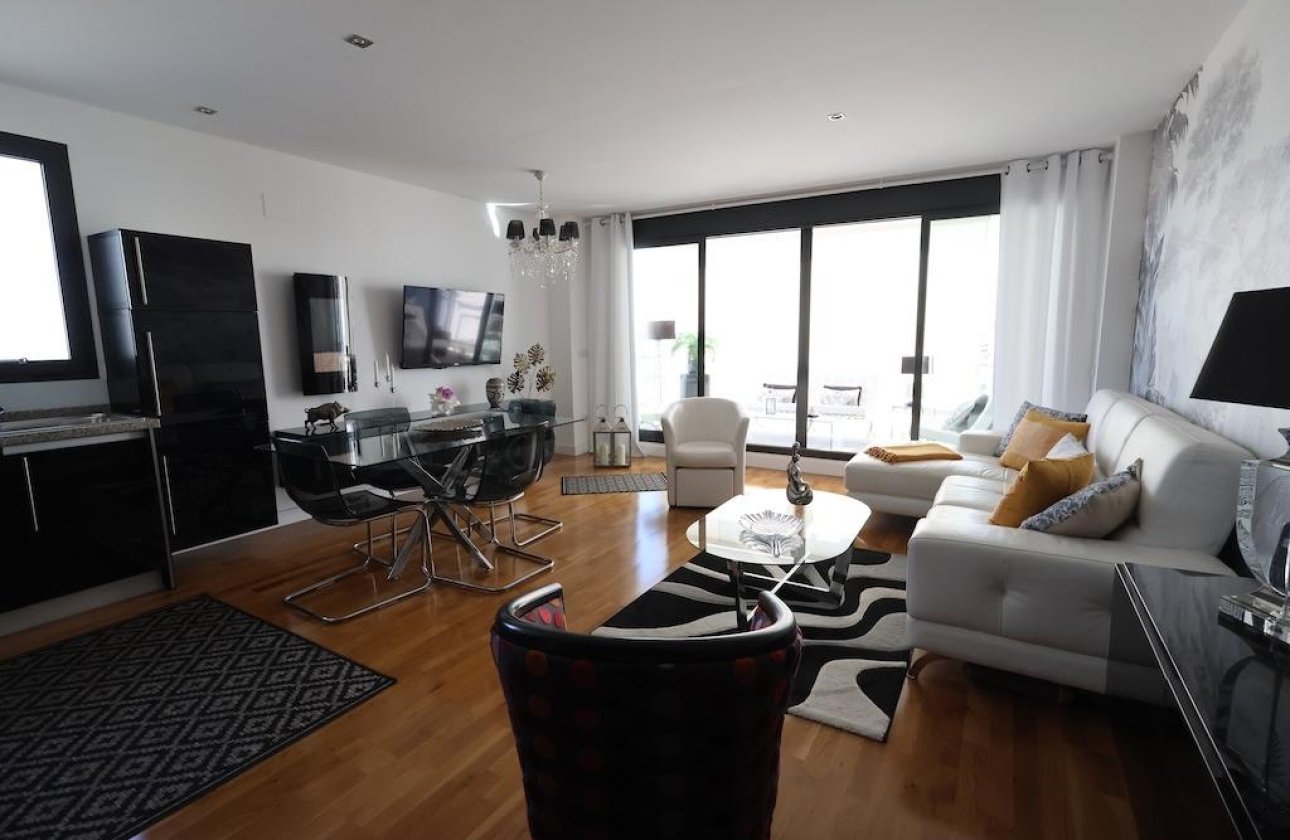 Herverkoop - Appartement -
Orihuela Costa - Costa Blanca