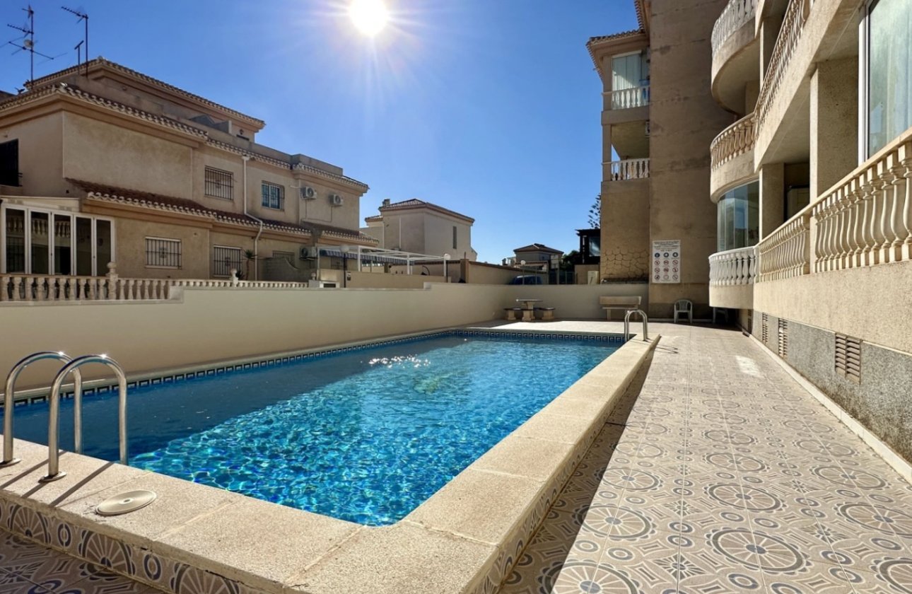 Herverkoop - Appartement -
Orihuela Costa - Costa Blanca