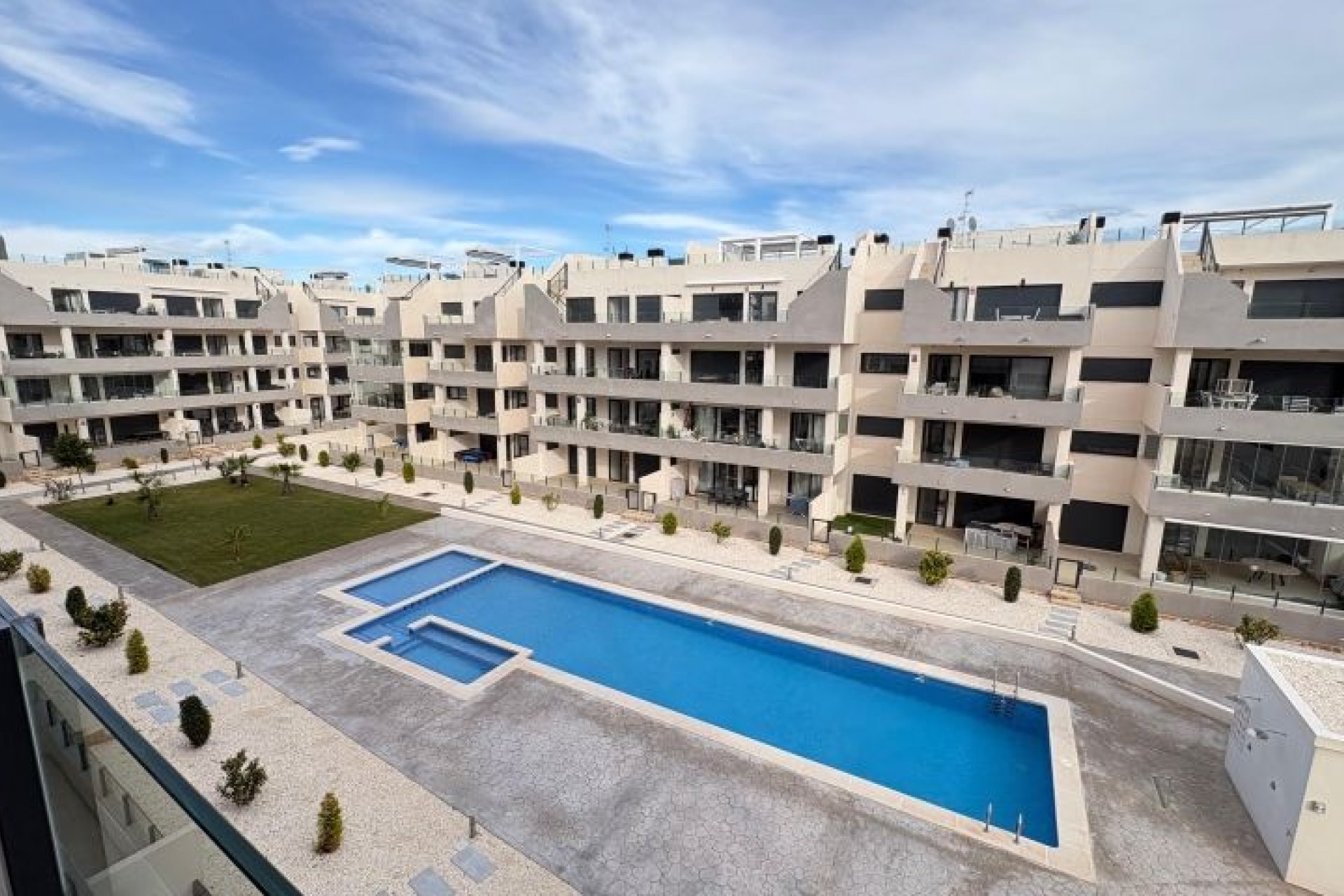 Herverkoop - Appartement -
Orihuela Costa - Costa Blanca