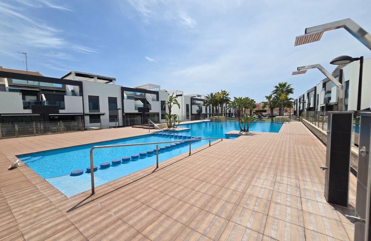 Herverkoop - Appartement -
Orihuela Costa - Costa Blanca