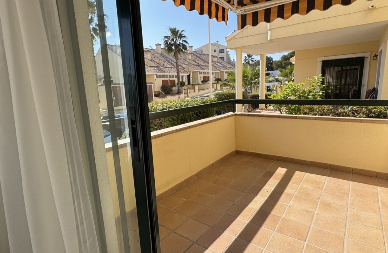Herverkoop - Appartement -
Orihuela Costa - Costa Blanca