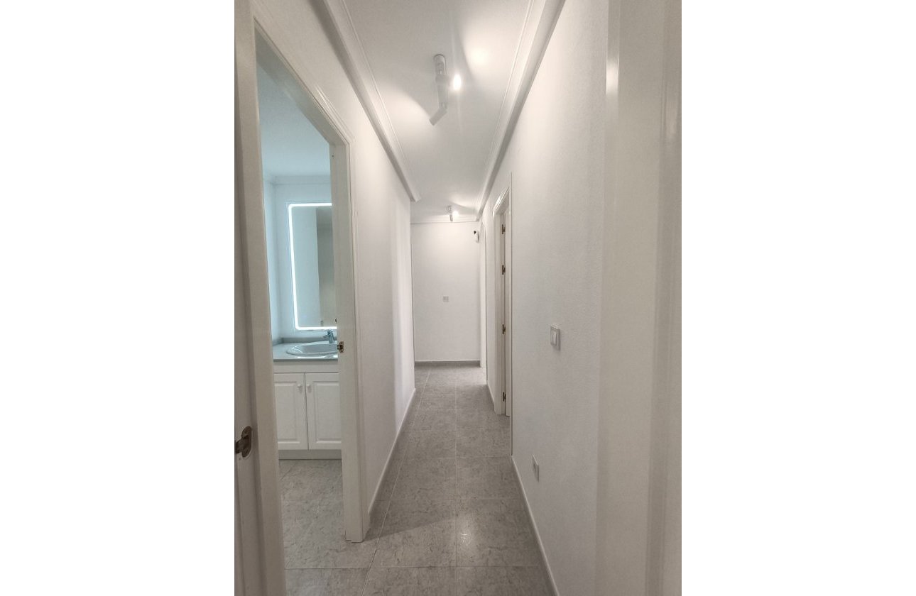 Herverkoop - Appartement -
Orihuela Costa - Costa Blanca