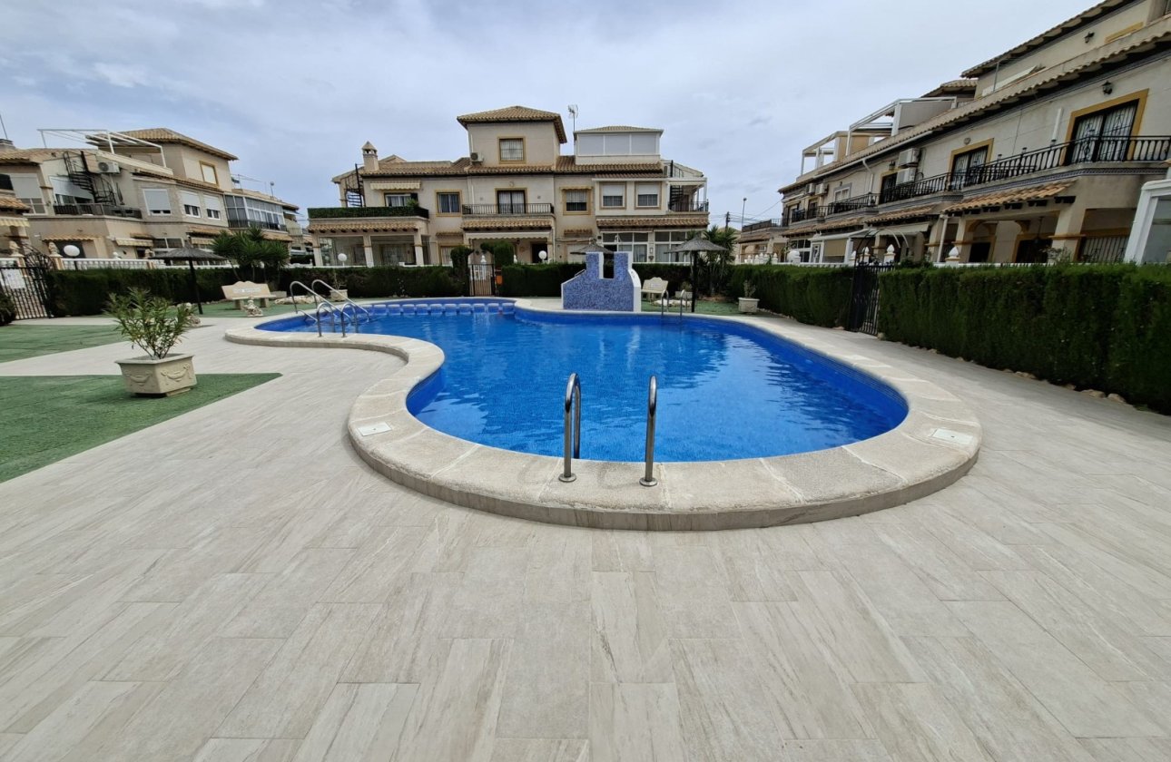 Herverkoop - Appartement -
Orihuela Costa - Costa Blanca