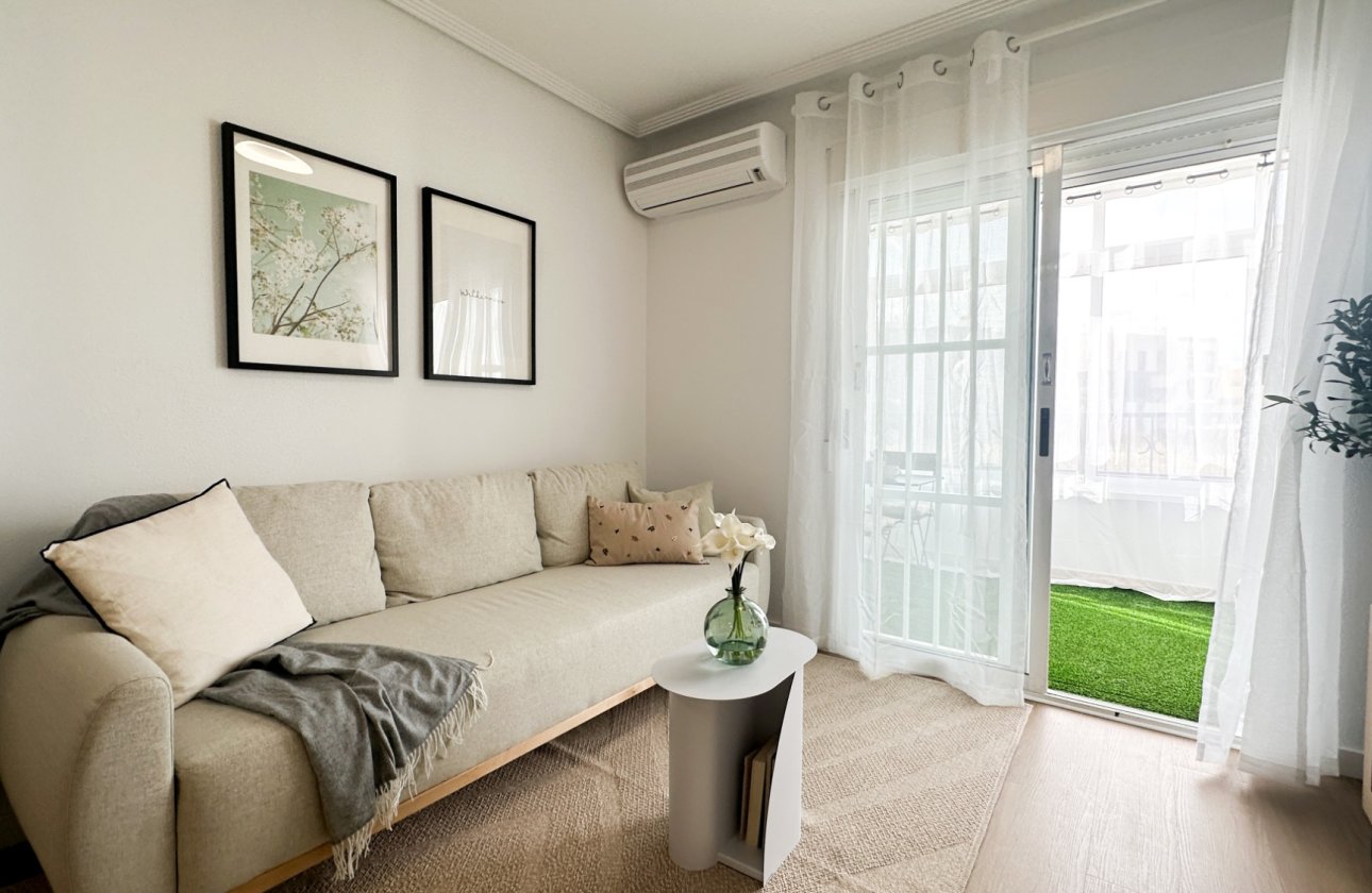 Herverkoop - Appartement -
Orihuela Costa - Costa Blanca