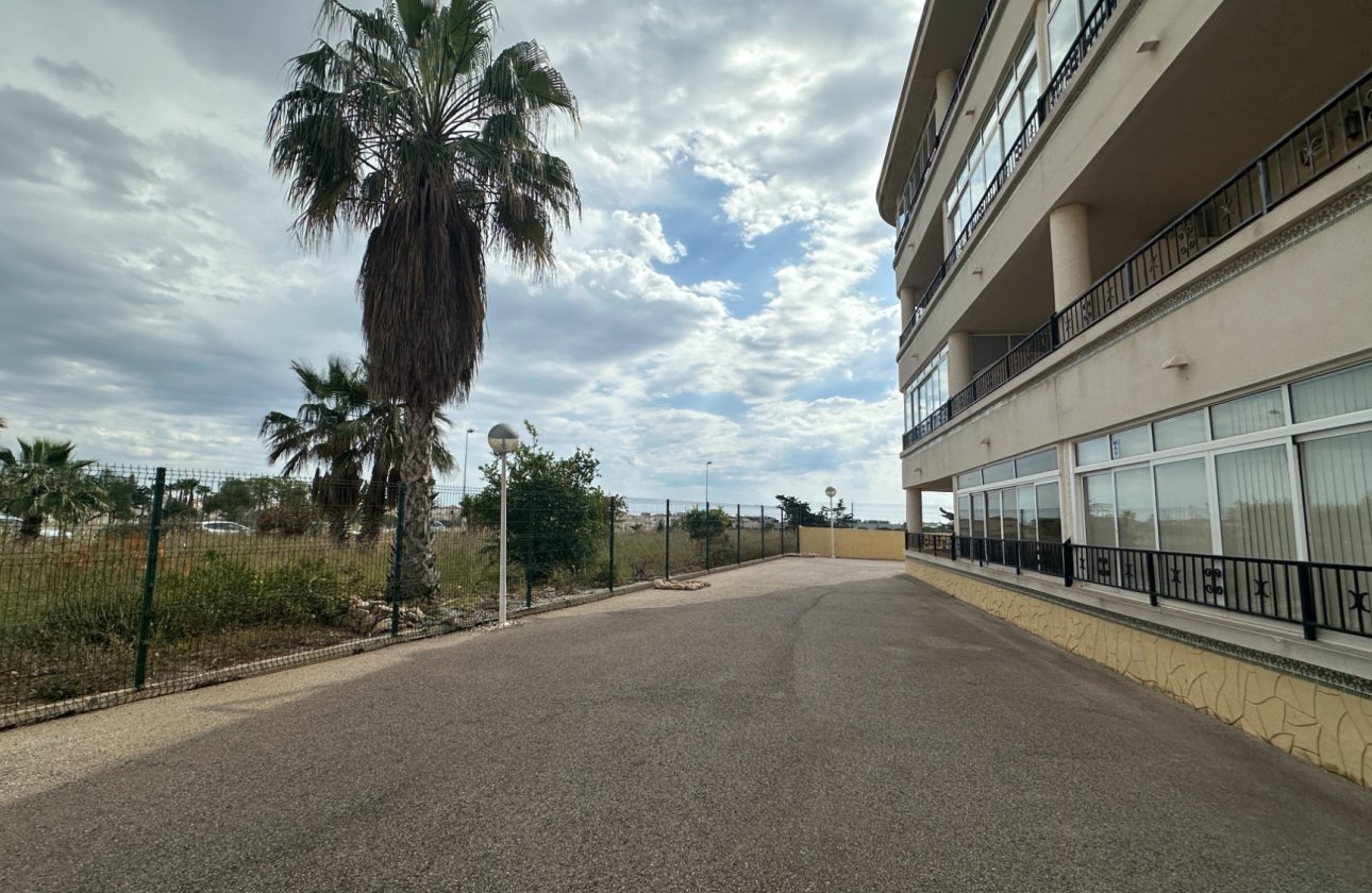 Herverkoop - Appartement -
Orihuela Costa - Costa Blanca