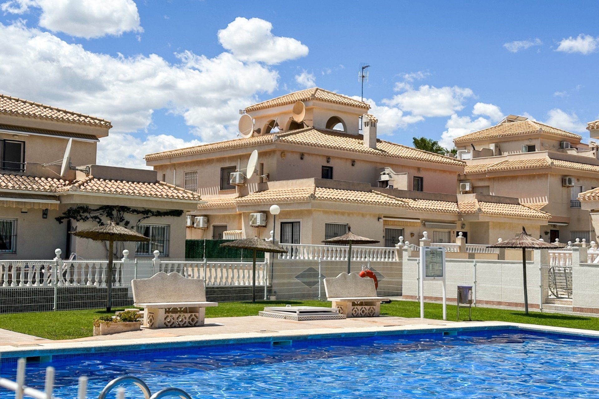 Herverkoop - Appartement -
Orihuela Costa - Costa Blanca